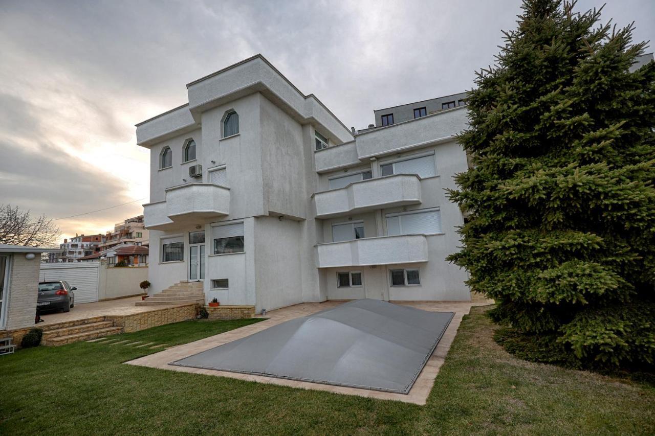 Kabakum Apartments Alen Mak Золотые Пески Экстерьер фото